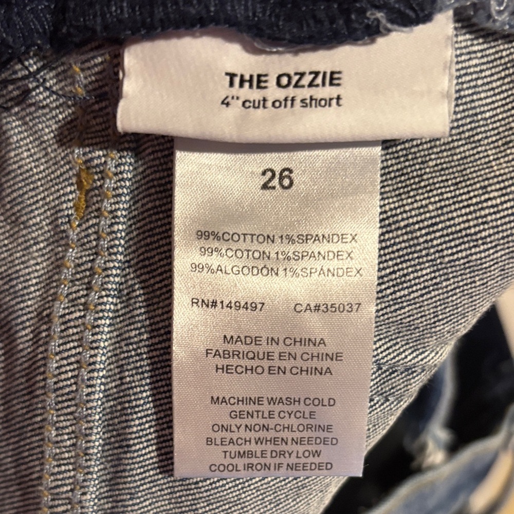 Joe's Jeans The Ozzie Distressed Blue Jean‎ Shorts size 26 - Picture 6 of 6